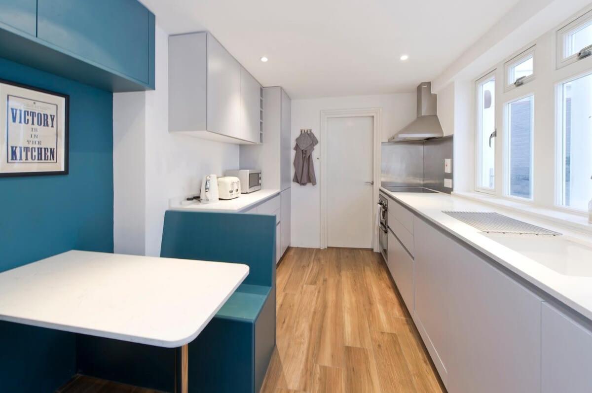 Charming 2-Bed Apt Near Buckingham Palace Лондон Екстериор снимка