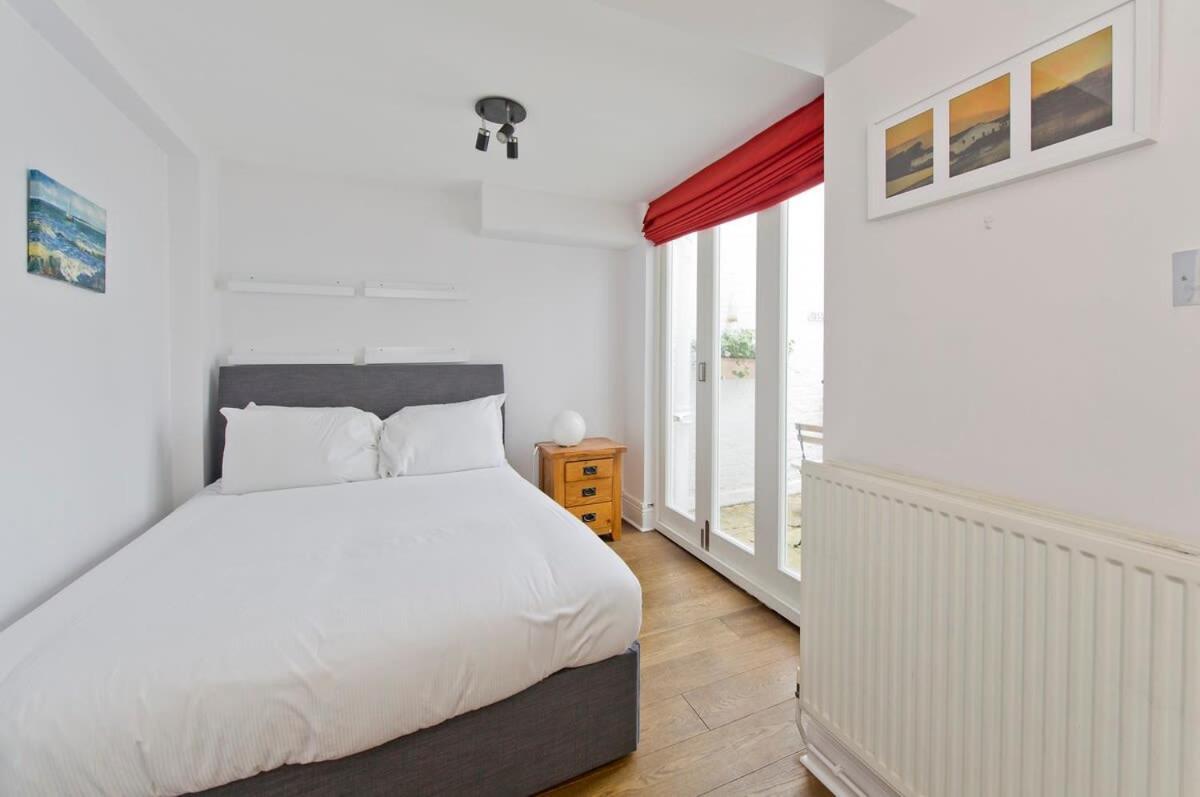 Charming 2-Bed Apt Near Buckingham Palace Лондон Екстериор снимка